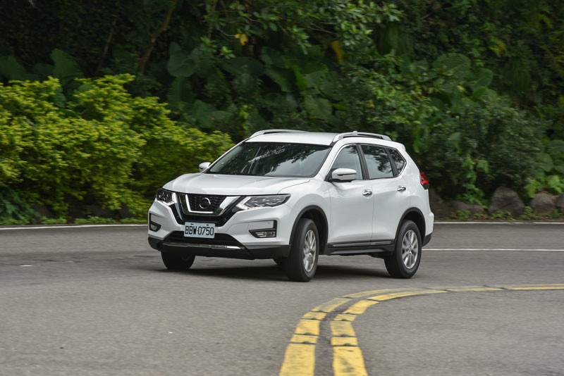 全能休旅再進化20年式NISSAN X-TRAIL 2.0智行版北海岸試駕 全能休旅再進化20年式NISSAN X-TRAIL 2.0智行版北海岸試駕