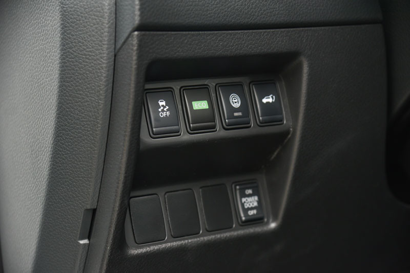 全能休旅再進化20年式NISSAN X-TRAIL 2.0智行版北海岸試駕 全能休旅再進化20年式NISSAN X-TRAIL 2.0智行版北海岸試駕