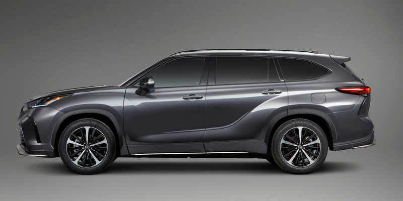2021年式《Toyota Highlander》車系首見運動化《XSE》車型芝加哥霸氣登場 2021年式《Toyota Highlander》車系首見運動化《XSE》車型芝加哥霸氣登場