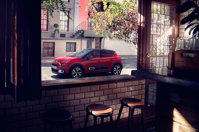 小改款《Citroën C3》亮麗登場 品牌人氣掀背更多變 小改款《Citroën C3》亮麗登場 品牌人氣掀背更多變