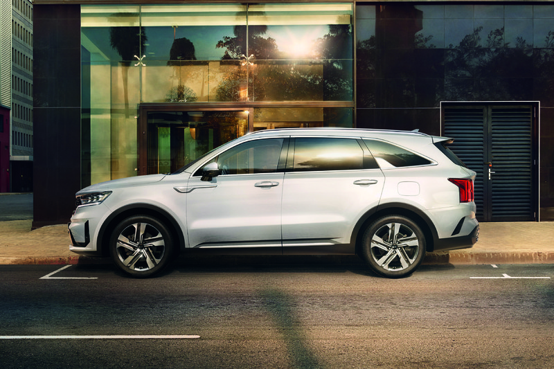 四代目《Kia Sorento》發表前搶先曝光 品牌全球旗艦SUV霸氣變臉 四代目《Kia Sorento》發表前搶先曝光 品牌全球旗艦SUV霸氣變臉