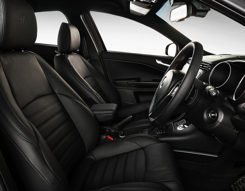《Alfa Romeo Giulietta Veloce Matt》日本限量特仕更有型 《Alfa Romeo Giulietta Veloce Matt》日本限量特仕更有型