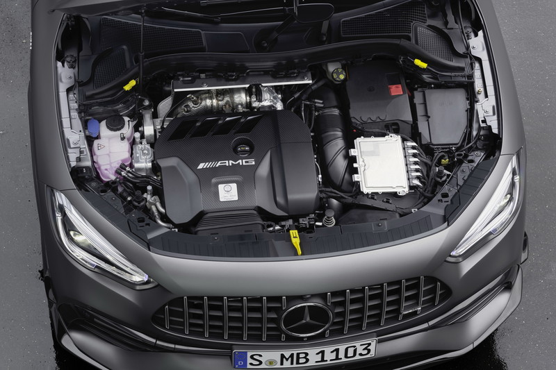 新世代《Mercedes-AMG GLA 45》現身 高性能版《GLA 45 S》直上421匹馬力
