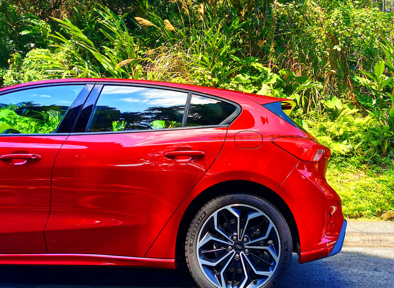 五門掀背車一哥Ford Focus,4個車型,我該買哪一款? 五門掀背車一哥Ford Focus,4個車型,我該買哪一款?