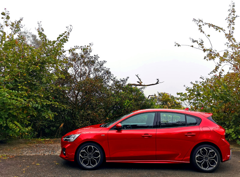 五門掀背車一哥Ford Focus,4個車型,我該買哪一款? 五門掀背車一哥Ford Focus,4個車型,我該買哪一款?
