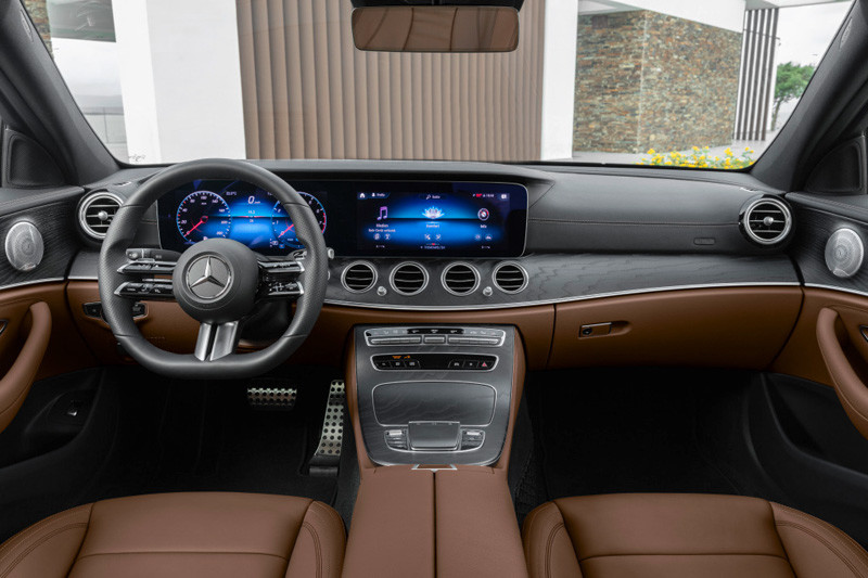 小改款《Mercedes-Benz E-Class》準時報到 換上最新家族化設計風格
