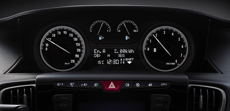 義大利獨享《Lancia Ypsilon Hybrid EcoChic》時尚小車跟進電氣化浪潮 義大利獨享《Lancia Ypsilon Hybrid EcoChic》時尚小車跟進電氣化浪潮