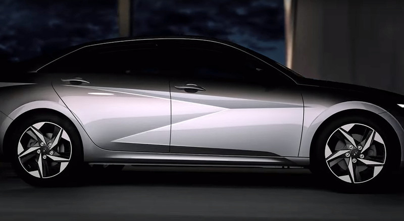 全車佈滿銳利折線 新世代《Hyundai Elantra》預約3月17日全球首發 全車佈滿銳利折線 新世代《Hyundai Elantra》預約3月17日全球首發