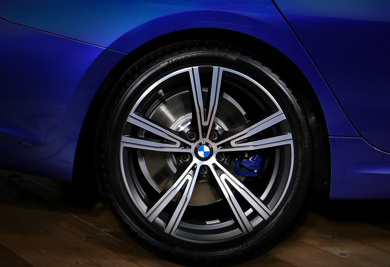 《BMW》公布新年式售價 《X5 xDrive40i》旗艦版與《330i M Sport》升級配備