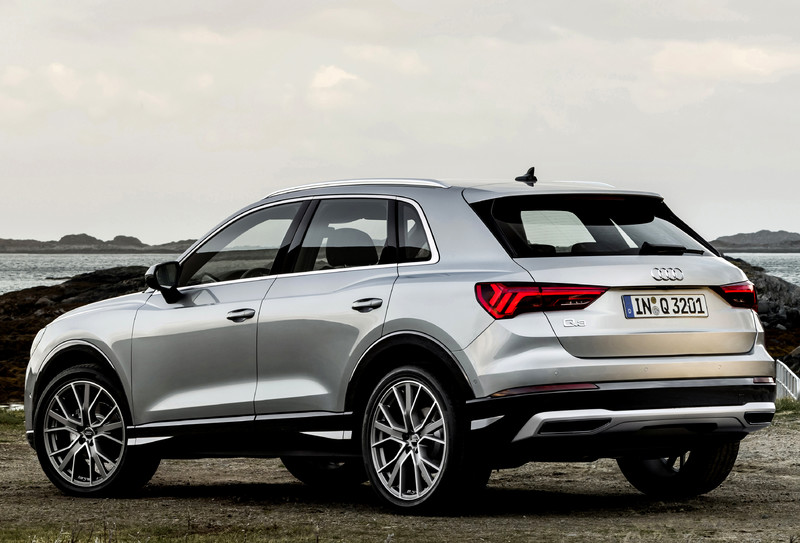 繼續放閃!Audi潮車一直來。182萬元起的跨界新品種Audi Q3 Sportback 繼續放閃!Audi潮車一直來。182萬元起的跨界新品種Audi Q3 Sportback