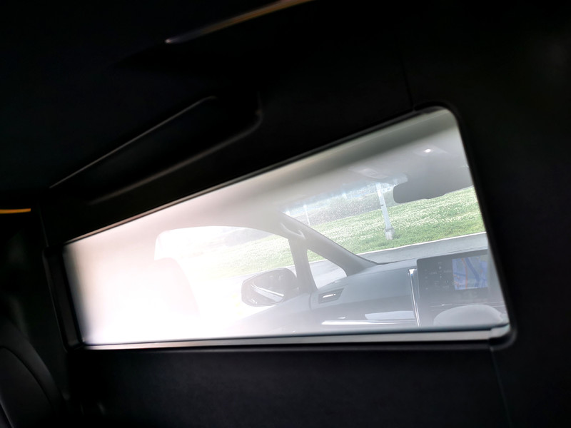 5米長、500萬元打造2個座位,到底有多厲害?42張超圖解Lexus LM宇宙無敵奢豪雙座位。 5米長、500萬元打造2個座位,到底有多厲害?42張超圖解Lexus LM宇宙無敵奢豪雙座位。