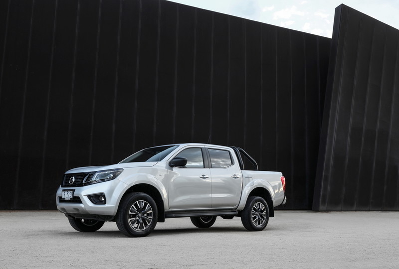 2020年式《Nissan Navara》澳洲登場 人氣成員換穿酷黑勁裝 2020年式《Nissan Navara》澳洲登場 人氣成員換穿酷黑勁裝