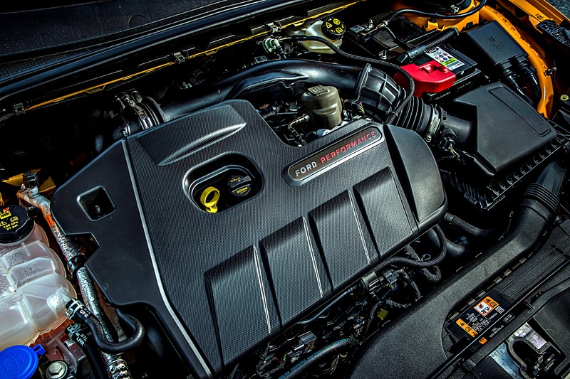 大呼過癮!136.8萬,該選Ford Focus ST 還是7.5代Golf GTI?一次總整理。 大呼過癮!136.8萬,該選Ford Focus ST 還是7.5代Golf GTI?一次總整理。