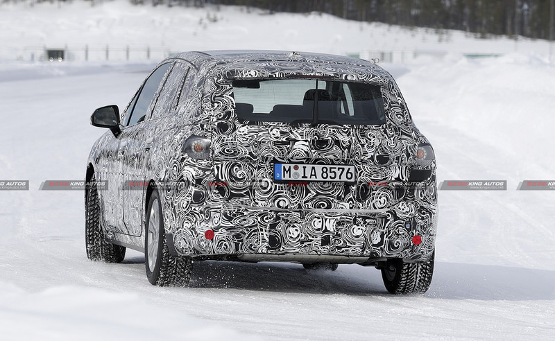 大改款《BMW 2 Series Active Tourer》二度現身 尺碼變化不大除了大鼻孔 大改款《BMW 2 Series Active Tourer》二度現身 尺碼變化不大除了大鼻孔