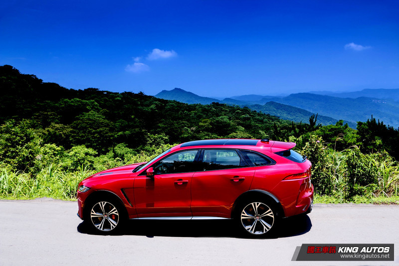 《Jaguar F-Pace SVR》試駕(一)|稀有中的稀有怪物《V8機械增壓引擎》 《Jaguar F-Pace SVR》試駕(一)|稀有中的稀有怪物《V8機械增壓引擎》