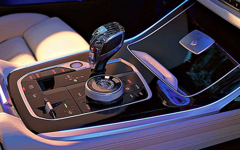《BMW Alpina XB7 AWD》 既然X7 M仍未現身,就先讓Alpina XB7上陣來止飢吧! 《BMW Alpina XB7 AWD》 既然X7 M仍未現身,就先讓Alpina XB7上陣來止飢吧!