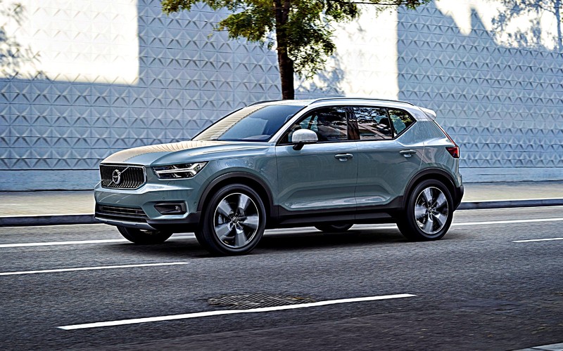 「選車東西軍」之 《Lexus UX 》或 《Volvo XC40》? 高級品牌的入門休旅抉擇! 「選車東西軍」之 《Lexus UX 》或 《Volvo XC40》? 高級品牌的入門休旅抉擇!