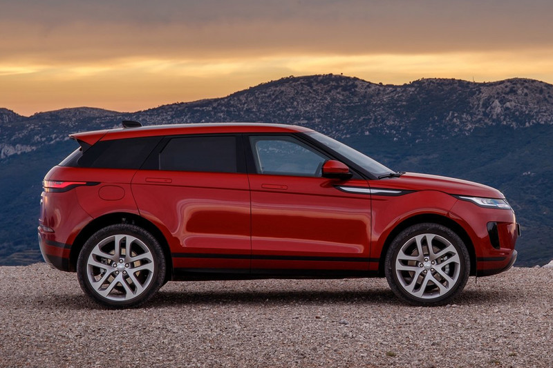《Range Rover Evoque》準備推出長軸版還是7人座車型?關鍵其實在這裡 《Range Rover Evoque》準備推出長軸版還是7人座車型?關鍵其實在這裡