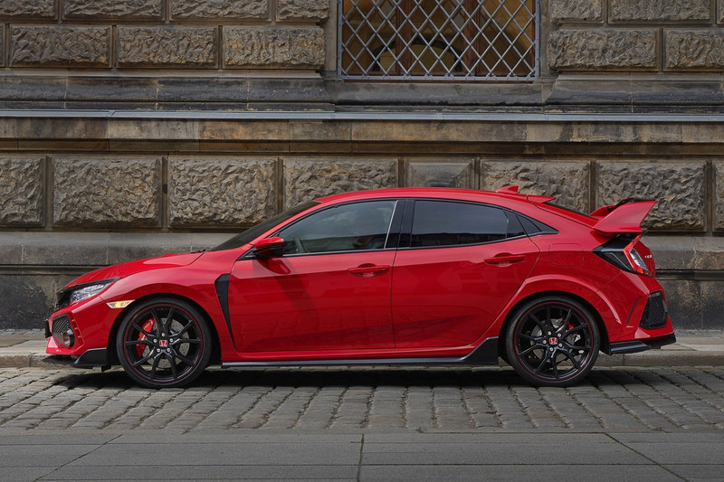 還以為BMW又有新車,原來是《Honda Civic Type R》準備大改款 還以為BMW又有新車,原來是《Honda Civic Type R》準備大改款