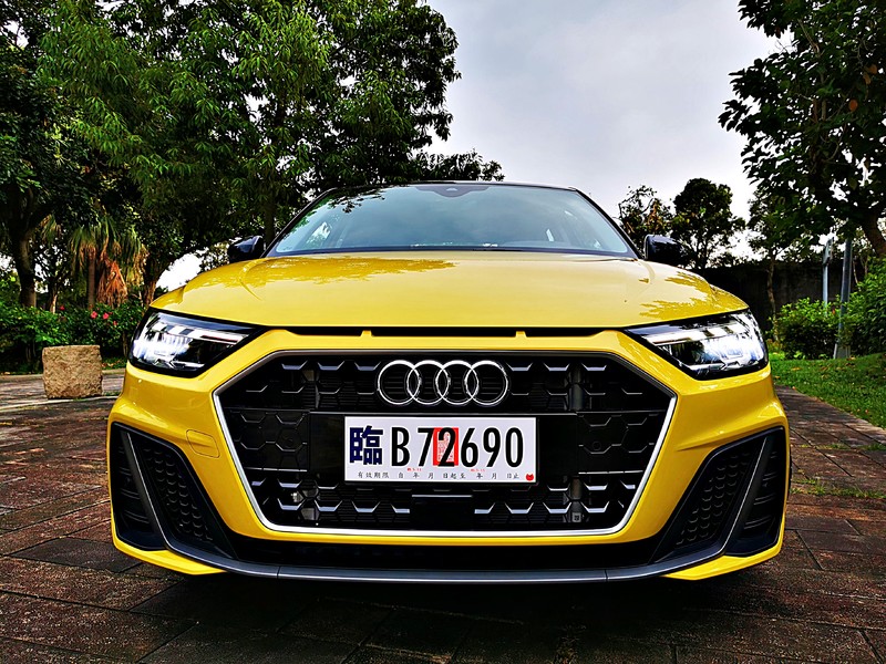 在現今的跨界和SUV時代,豪華都會小掀背還有其魅力嗎?Audi A1 say "Yes" 在現今的跨界和SUV時代,豪華都會小掀背還有其魅力嗎?Audi A1 say "Yes"