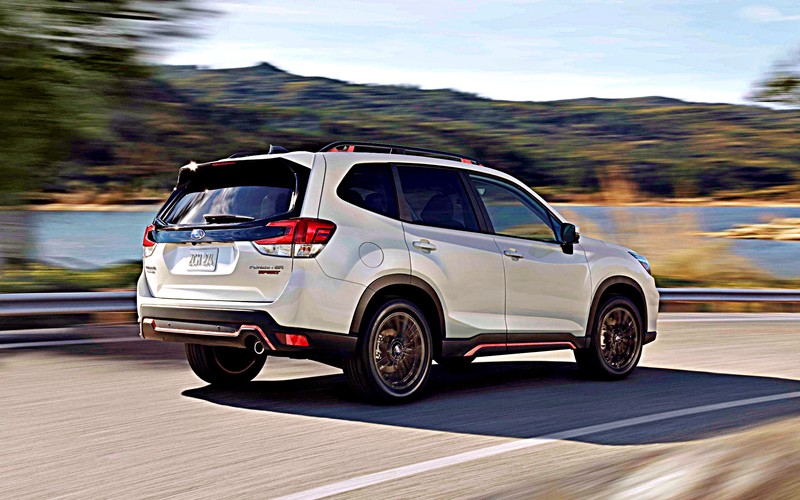 「選車東西軍」之《Mazda CX-5》或《Subaru Forester》? 價差僅一千元,選前驅或四驅? 「選車東西軍」之《Mazda CX-5》或《Subaru Forester》? 價差僅一千元,選前驅或四驅?