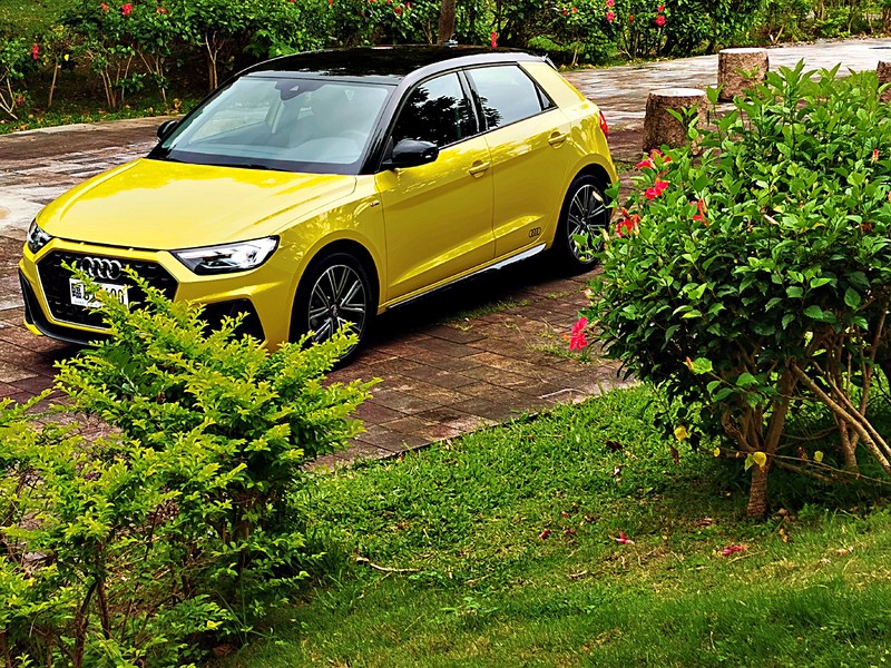 在現今的跨界和SUV時代,豪華都會小掀背還有其魅力嗎?Audi A1 say "Yes" 在現今的跨界和SUV時代,豪華都會小掀背還有其魅力嗎?Audi A1 say "Yes"