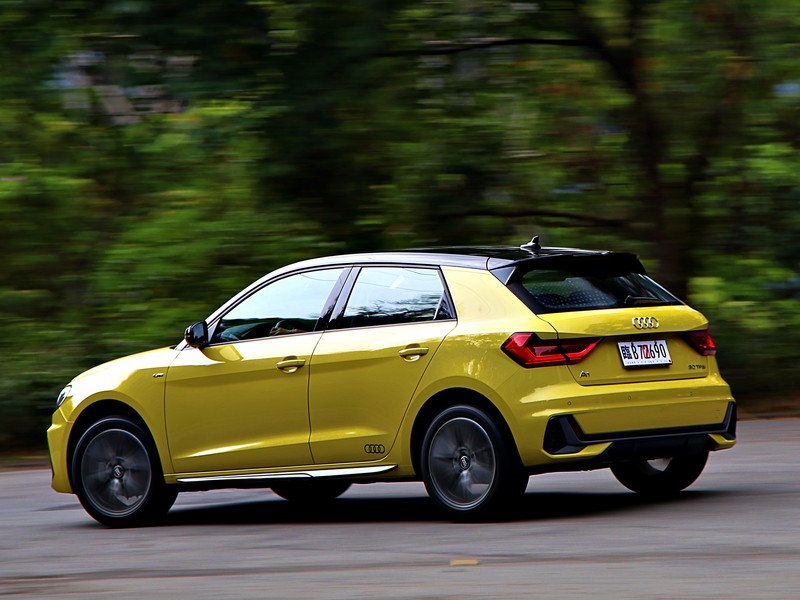 在現今的跨界和SUV時代,豪華都會小掀背還有其魅力嗎?Audi A1 say "Yes" 在現今的跨界和SUV時代,豪華都會小掀背還有其魅力嗎?Audi A1 say "Yes"