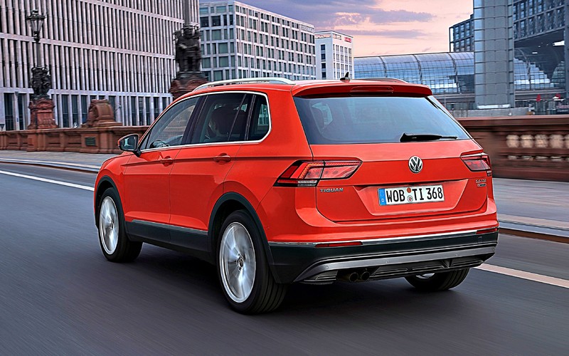 「選車東西軍」之《Peugeot 3008》或《VW Tiguan》? 價差2萬元!該選法式浪漫還是德系嚴謹? 「選車東西軍」之《Peugeot 3008》或《VW Tiguan》? 價差2萬元!該選法式浪漫還是德系嚴謹?