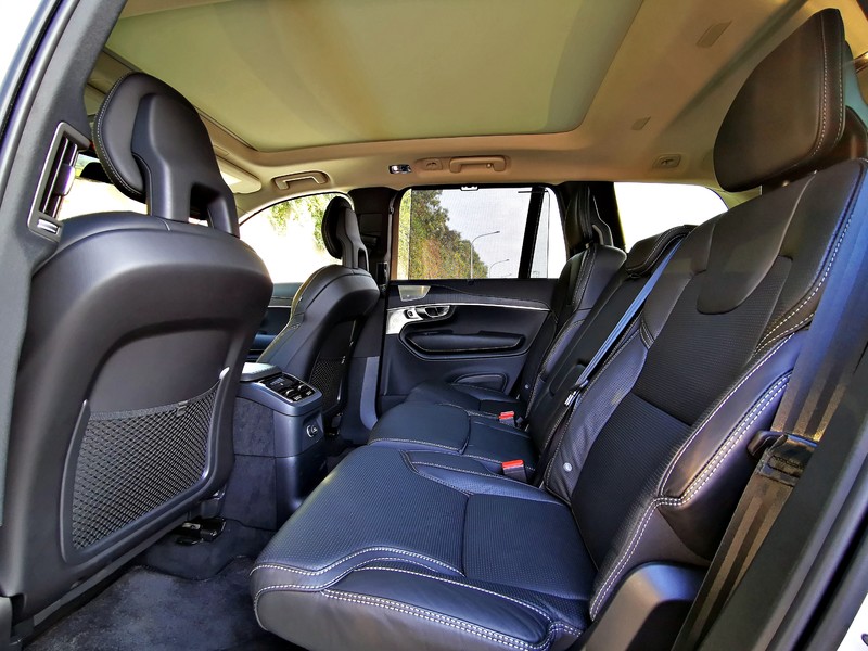 SUV開啟了用車新潮流,Volvo演繹了SUV的家用新魅力。Volvo XC60 B5 R-Design SUV開啟了用車新潮流,Volvo演繹了SUV的家用新魅力。Volvo XC60 B5 R-Design