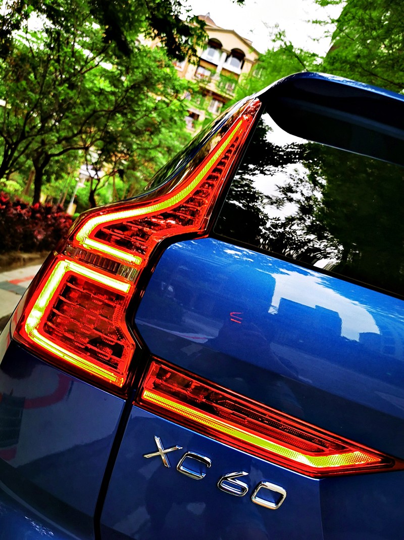 SUV開啟了用車新潮流,Volvo演繹了SUV的家用新魅力。Volvo XC60 B5 R-Design SUV開啟了用車新潮流,Volvo演繹了SUV的家用新魅力。Volvo XC60 B5 R-Design