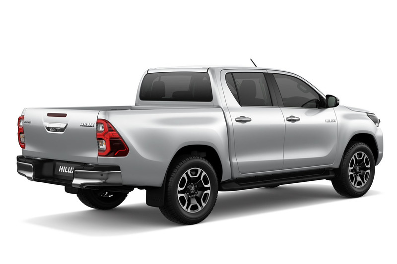 《Toyota Hilux》二度小改泰國登場！剽悍外型、性能與節能表現同步進化