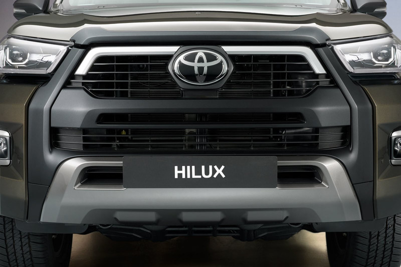 《Toyota Hilux》二度小改泰國登場！剽悍外型、性能與節能表現同步進化