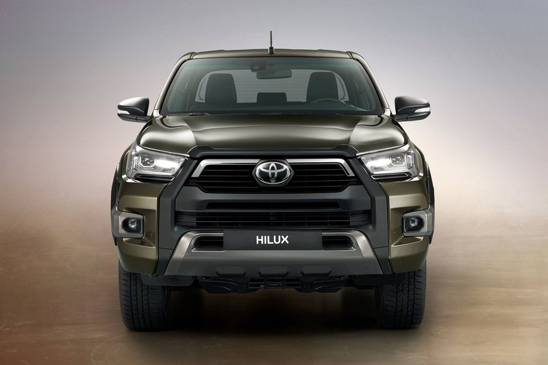 《Toyota Hilux》二度小改泰國登場！剽悍外型、性能與節能表現同步進化