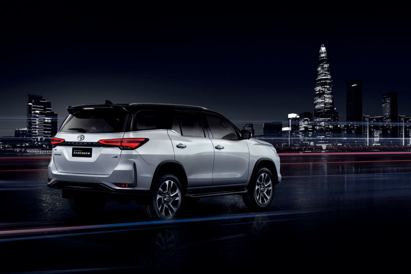 別忘了它《Hilux》雙生SUV兄弟《Toyota Fortuner》同步小改也有型 別忘了它《Hilux》雙生SUV兄弟《Toyota Fortuner》同步小改也有型