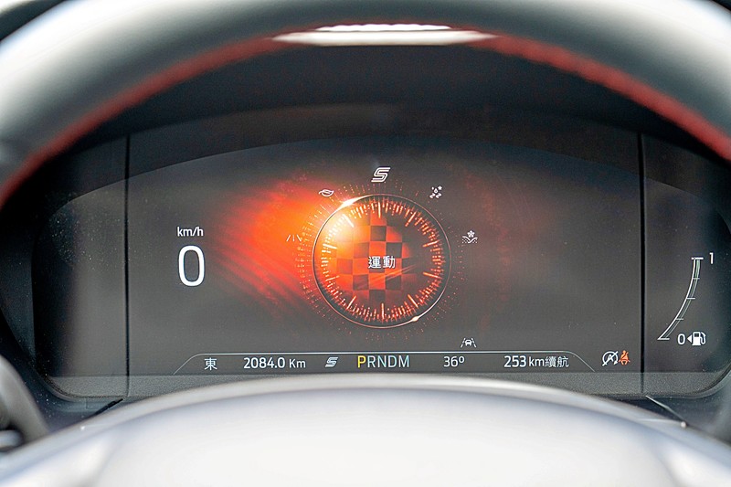 《Ford New Kuga EcoBoost 250 AWD ST-Line》試駕︱ 安全、舒適、寧靜且兼具優異駕馭表現的加高版 《Ford New Kuga EcoBoost 250 AWD ST-Line》試駕︱ 安全、舒適、寧靜且兼具優異駕馭表現的加高版