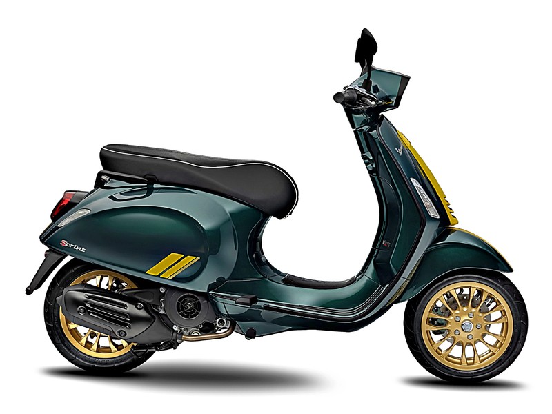 《Vespa Sprint Racing Sixties特仕版》 復刻1960年代賽車經典,限時預購開跑中! 《Vespa Sprint Racing Sixties特仕版》 復刻1960年代賽車經典,限時預購開跑中!