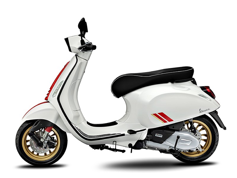《Vespa Sprint Racing Sixties特仕版》 復刻1960年代賽車經典,限時預購開跑中! 《Vespa Sprint Racing Sixties特仕版》 復刻1960年代賽車經典,限時預購開跑中!