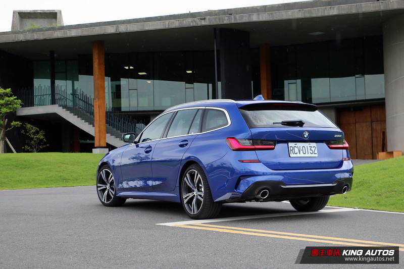 《BMW 330i Touring M Sport》試駕︱ 完美旅行車和一個人的輕旅行 《BMW 330i Touring M Sport》試駕︱ 完美旅行車和一個人的輕旅行
