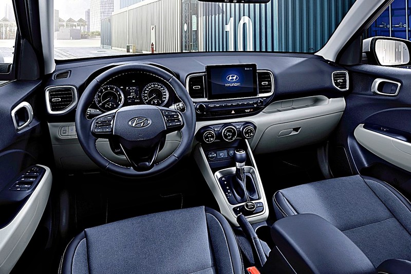 「選車東西軍」之《Hyundai Venue》或《Nissan Kicks》? 同屬國產跨界小休旅,你偏好哪一款? 「選車東西軍」之《Hyundai Venue》或《Nissan Kicks》? 同屬國產跨界小休旅,你偏好哪一款?