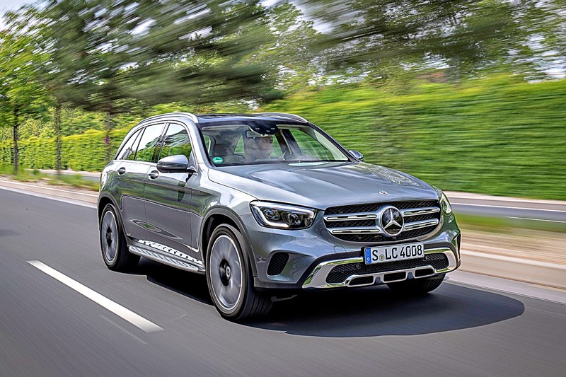 「選車東西軍」之《BMW X3》或《Mercedes-Benz GLC》? 價差3萬元,你選哪一款? 「選車東西軍」之《BMW X3》或《Mercedes-Benz GLC》? 價差3萬元,你選哪一款?