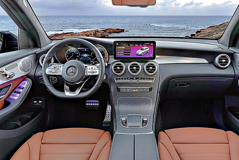 「選車東西軍」之《BMW X3》或《Mercedes-Benz GLC》? 價差3萬元,你選哪一款? 「選車東西軍」之《BMW X3》或《Mercedes-Benz GLC》? 價差3萬元,你選哪一款?