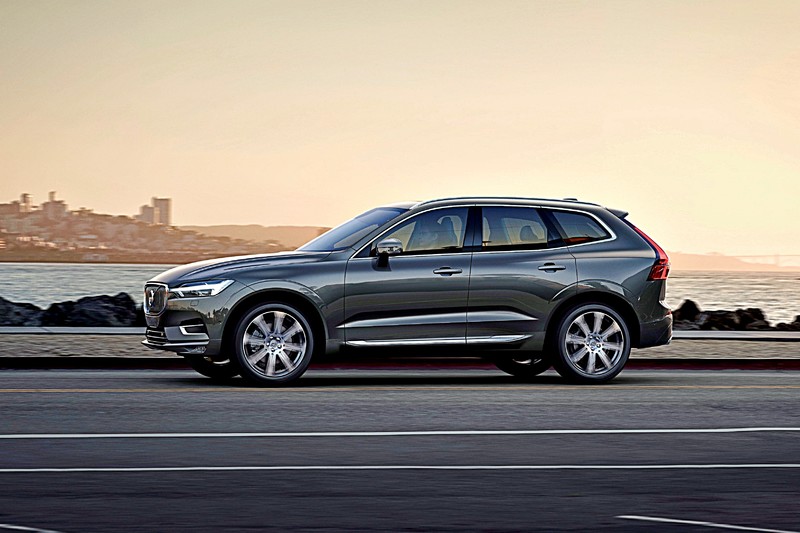 「選車東西軍」之《Volvo XC60》或《Audi Q5》? 價差僅僅2千元,你選哪一款? 「選車東西軍」之《Volvo XC60》或《Audi Q5》? 價差僅僅2千元,你選哪一款?