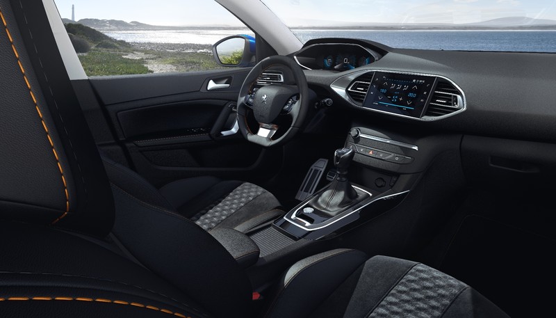 《Peugeot 308 Roadtrip》新年式才剛發表怎麼馬上又推特仕車呢? 《Peugeot 308 Roadtrip》新年式才剛發表怎麼馬上又推特仕車呢?