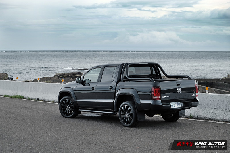 《Volkswagen Amarok V6 Black Edition》試駕︱讓男人味噴發的黑潮皮卡 《Volkswagen Amarok V6 Black Edition》試駕︱讓男人味噴發的黑潮皮卡