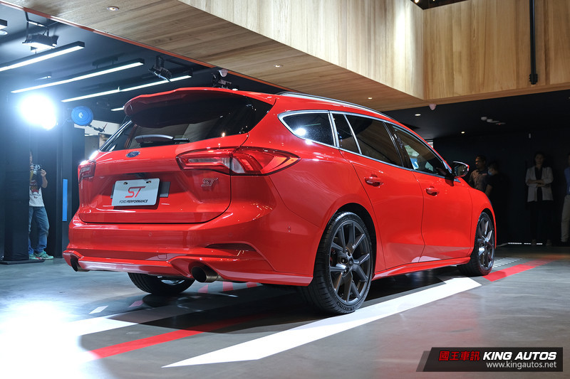 出旅行車也不一定買得到 《Ford Focus ST Wagon》預售142.8萬元、首批70輛已完售 出旅行車也不一定買得到 《Ford Focus ST Wagon》預售142.8萬元、首批70輛已完售