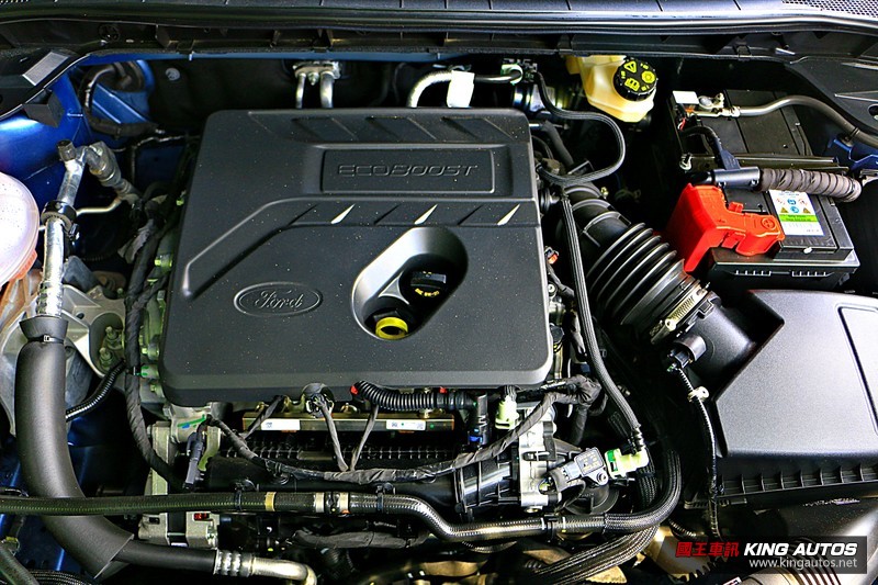 百萬中型休旅主流戰場! PART.3 動力駕馭篇 《Ford Kuga EcoBoost 180 旗艦型》 vs. 《Toyota 百萬中型休旅主流戰場! PART.3 動力駕馭篇 《Ford Kuga EcoBoost 180 旗艦型》 vs. 《Toyota