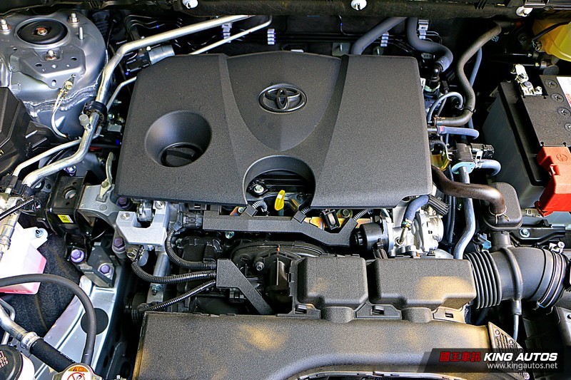百萬中型休旅主流戰場! PART.3 動力駕馭篇 《Ford Kuga EcoBoost 180 旗艦型》 vs. 《Toyota 百萬中型休旅主流戰場! PART.3 動力駕馭篇 《Ford Kuga EcoBoost 180 旗艦型》 vs. 《Toyota