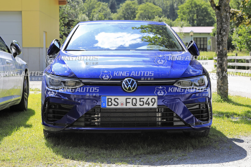 新世代《Volkswagen Golf R》發表前全都露 搭載2.0升渦輪引擎直上333匹 新世代《Volkswagen Golf R》發表前全都露 搭載2.0升渦輪引擎直上333匹