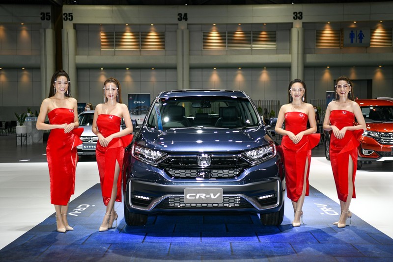 小改款《Honda CR-V》泰國發表 這氣勢是不是不太一樣呢? 小改款《Honda CR-V》泰國發表 這氣勢是不是不太一樣呢?
