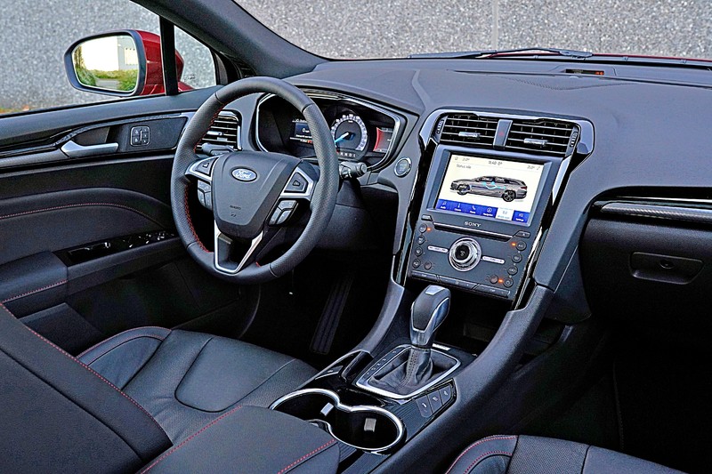 「選車東西軍」之《Ford Mondeo Wagon》或《Mazda Mazda6 Wagon》? 分屬歐、日系進口中大型旅行車、 「選車東西軍」之《Ford Mondeo Wagon》或《Mazda Mazda6 Wagon》? 分屬歐、日系進口中大型旅行車、